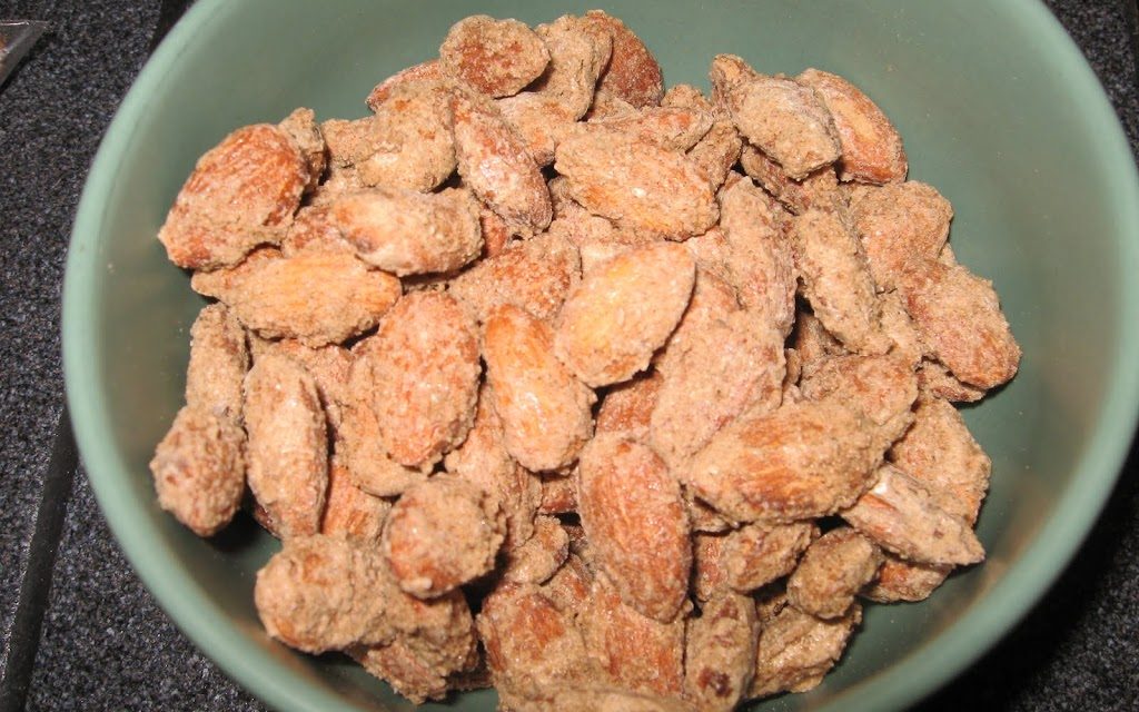 Pumpkin Pie Almonds